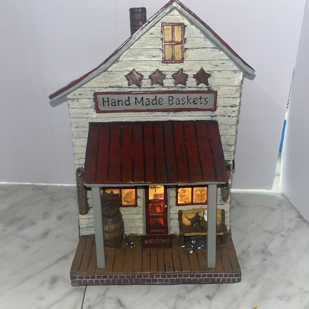 Lighted General Store House Kitties Country Core Hand Made Baskets Star W/ Bulb